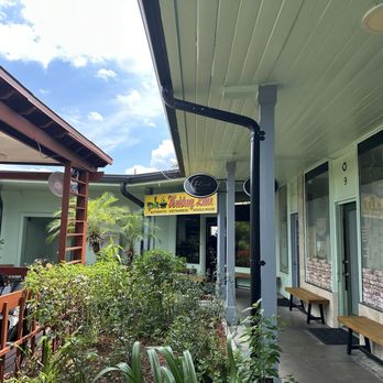 Pho Huong Lan - Tucked away off the sidewalk. Feels like a secret spot. - Vietnamese Near Me - Orlando, Florida Pho Huong Lan - Tucked away off the sidewalk. Feels like a secret spot. - Vietnamese Near Me - Orlando, Florida