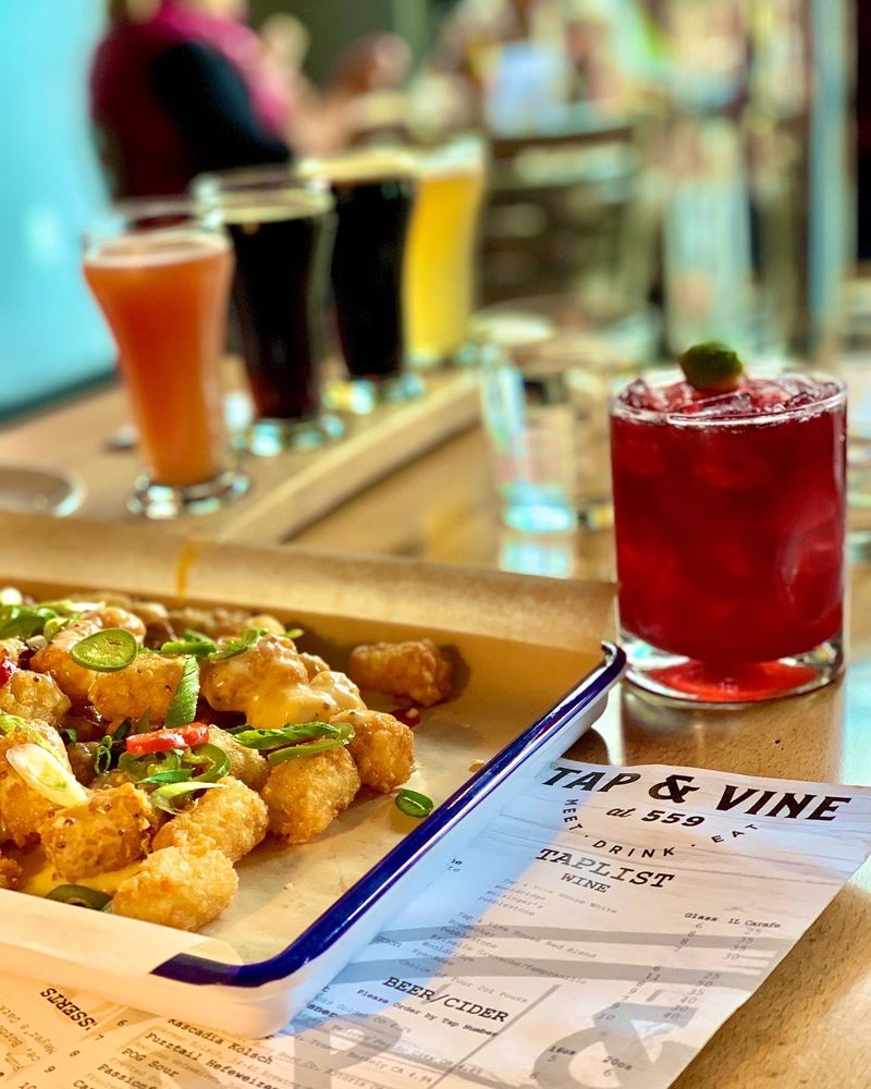 TAP & VINE AT 559 149 Photos & 115 Reviews Gastropubs 559 Medford