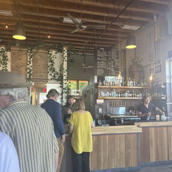Clyde's Corner - Pizza Near Me - Phoenix, Oregon