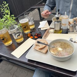 Pub Wok - Finest food .... Zurek soup some lokal draft beer ... what you need more , Camping Van just next to it