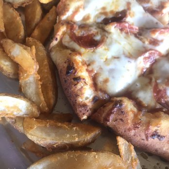 Backyard on Broadway - Pizza and fries - Bars Near Me - San Antonio, Texas Backyard on Broadway - Pizza and fries - Bars Near Me - San Antonio, Texas
