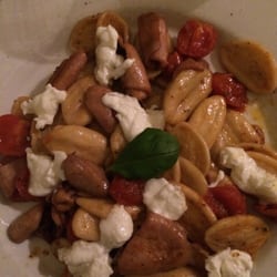 Caligari - Calamaretti, nudeln, tomaten, mozzarella