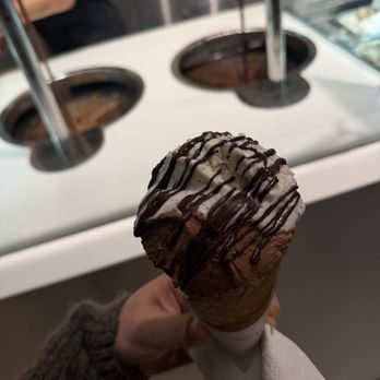 Gelataio - Regular Cone Double Chocolate and Stracciatella with dark chocolate drizzle - Gelato Near Me - San Carlos, California Gelataio - Regular Cone Double Chocolate and Stracciatella with dark chocolate drizzle - Gelato Near Me - San Carlos, California