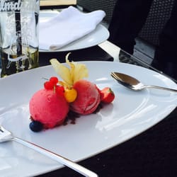 Das.Goldberg - Delicious sorbet my kids ordered & gave it 2 thumbs up! I tried it & I agree!
