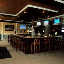 Blackthorn Pub - Front Bar!