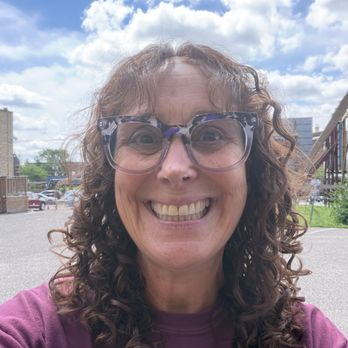 The Curl Salon - I'm so happy with the tint and gloss Trinis did for me today! Kudos. - Hair Salons Near Me - Minneapolis, Minnesota The Curl Salon - I'm so happy with the tint and gloss Trinis did for me today! Kudos. - Hair Salons Near Me - Minneapolis, Minnesota