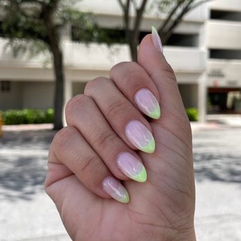 Nail Kingdom - Nail Salons Near Me - Miami, Florida