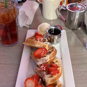 Millie's Cafe - Pasadena - Single Waffle made prettier with strawberries! - Breakfast & Brunch Near Me - Pasadena, California Millie's Cafe - Pasadena - Single Waffle made prettier with strawberries! - Breakfast & Brunch Near Me - Pasadena, California