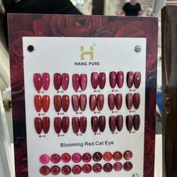 Nail palette option