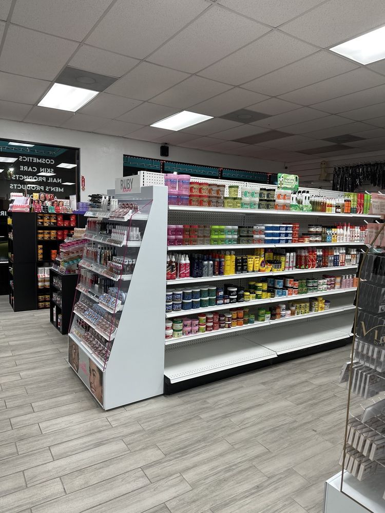 The Beauty Plug Logo