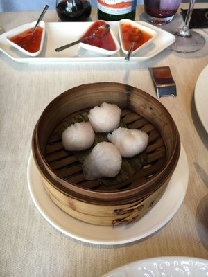 Bon Wei by null