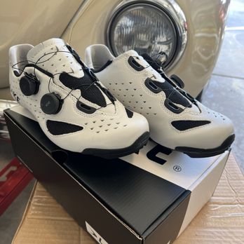 Swanny’s Cycles - Lake CX238 Wide Cycling Shoe - Bike Repair/Maintenance Near Me - Henderson, Nevada