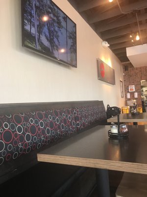 Pizza Hut by null