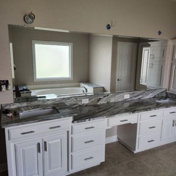 Platinum Residential Glass - Glass & Mirrors Near Me - Granbury, Texas Platinum Residential Glass - Glass & Mirrors Near Me - Granbury, Texas