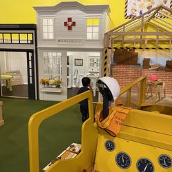 LaunchPAD Children's Museum - Little town neighborhood shops