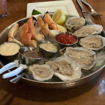 Square Grouper - Islamorada - Stone Crabs & Oysters - Seafood Near Me - Islamorada, Florida