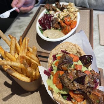 Brassica - Pita and bowl - Mediterranean Near Me - Columbus, Ohio
