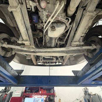 Yaffo Towing - Bent suspension! - Towing Near Me - Chicago Ridge, Illinois