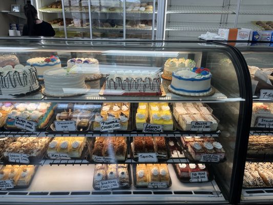 East Detroit Bakery & Deli by null