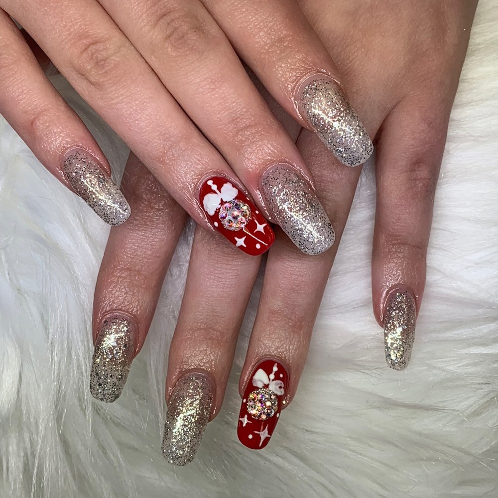 Ivy's Nails & Spa - Christmas nails by Gary and Amy!!! Both are AMAZING. - Nail Salons Near Me - Temecula, California Ivy's Nails & Spa - Christmas nails by Gary and Amy!!! Both are AMAZING. - Nail Salons Near Me - Temecula, California