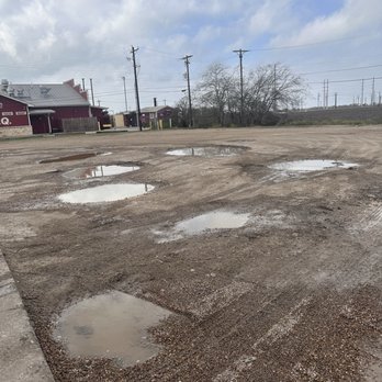Circle K - HUGE POT HOLES - Convenience Stores Near Me - Mathis, Texas Circle K - HUGE POT HOLES - Convenience Stores Near Me - Mathis, Texas