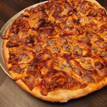 Serra's Pizzeria - a pepperoni pizza - Pizza Near Me - Maryland Heights, Missouri Serra's Pizzeria - a pepperoni pizza - Pizza Near Me - Maryland Heights, Missouri