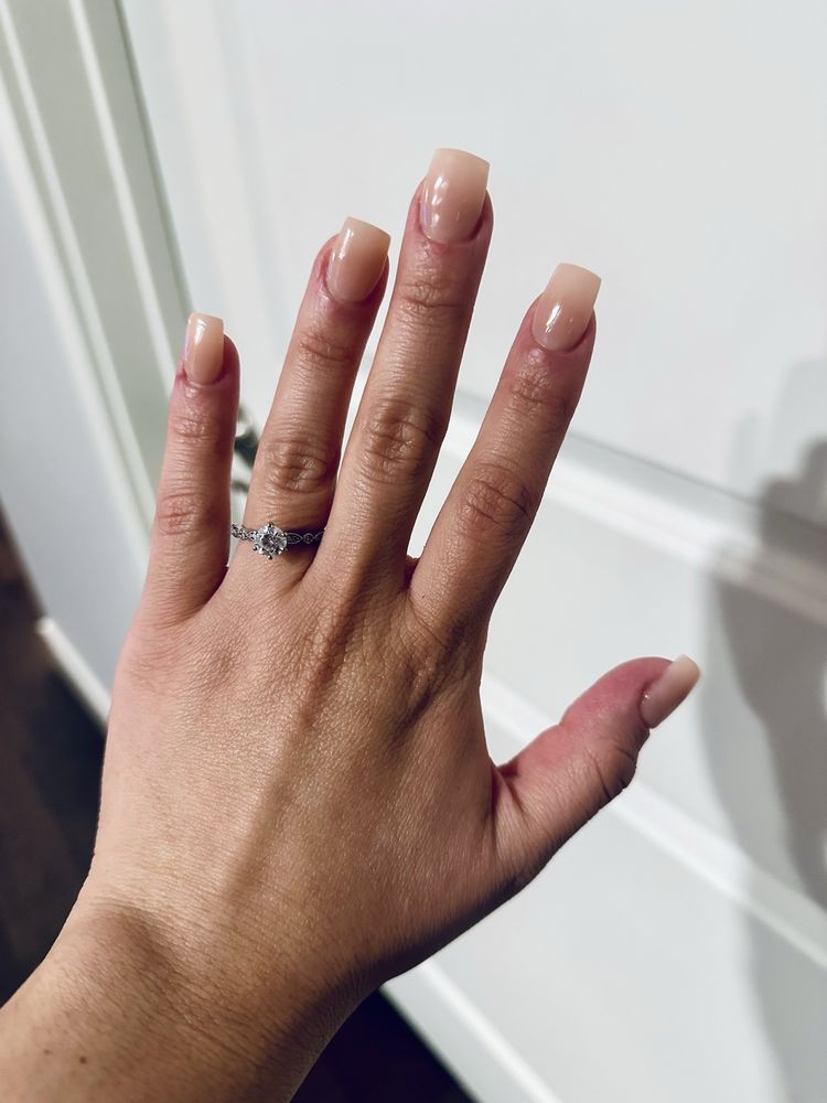 The Corner Nails Logo