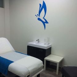 Waxcetera - Clean, friendly, and welcoming!