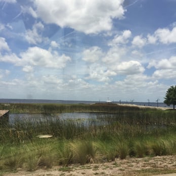 Crabby's On The Lakefront - Lakeside view - Seafood Near Me - Saint Cloud, Florida