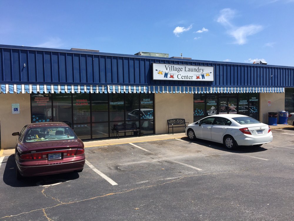 VILLAGE COIN LAUNDRY Updated September 2024 15 Photos 2172