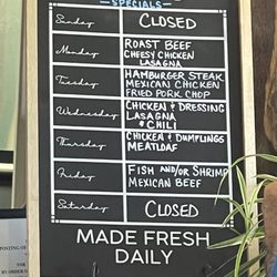Holly's Country Cooking - Daily specials.