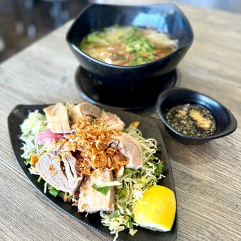 Hong Mai - Bun Vit Sao Mang (Bamboo noodle soup with duck salad) - Vietnamese Near Me - Westminster, California Hong Mai - Bun Vit Sao Mang (Bamboo noodle soup with duck salad) - Vietnamese Near Me - Westminster, California