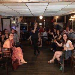 Greenwich Village Literary Pub Crawl - Fun at the Kettle