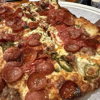 The Slice & Pint - Pepperoni, sausage, jalapeno Pizza w/lemon ricotta - Pizza Near Me - Redondo Beach, California