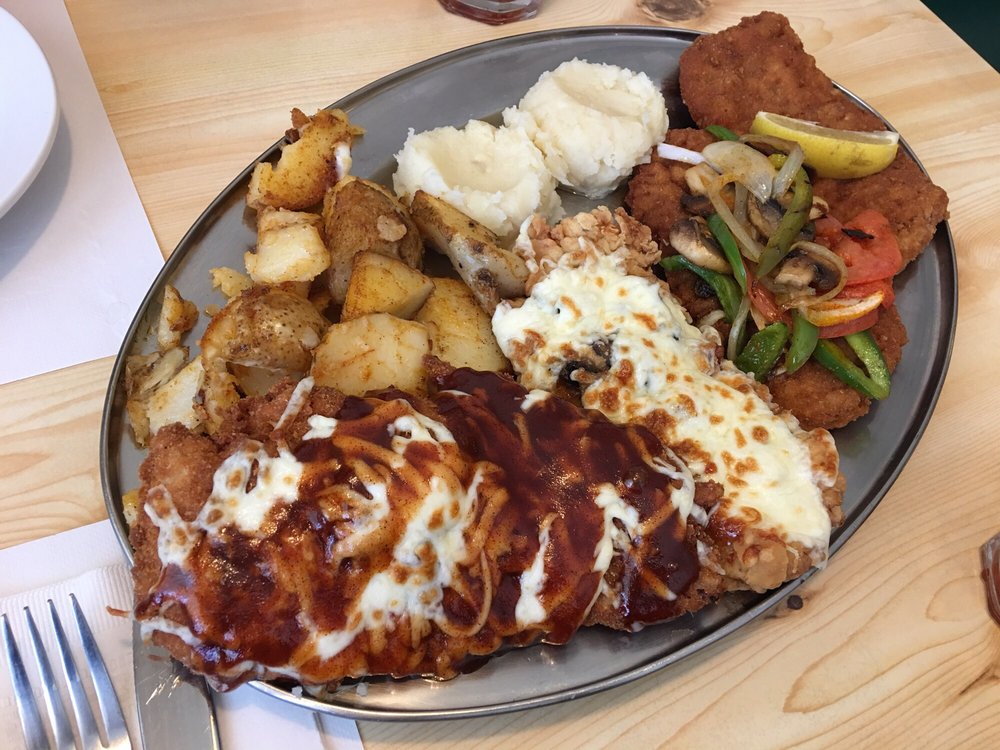 Metro Restaurant 23 Photos 23 Reviews German 164 Victoria