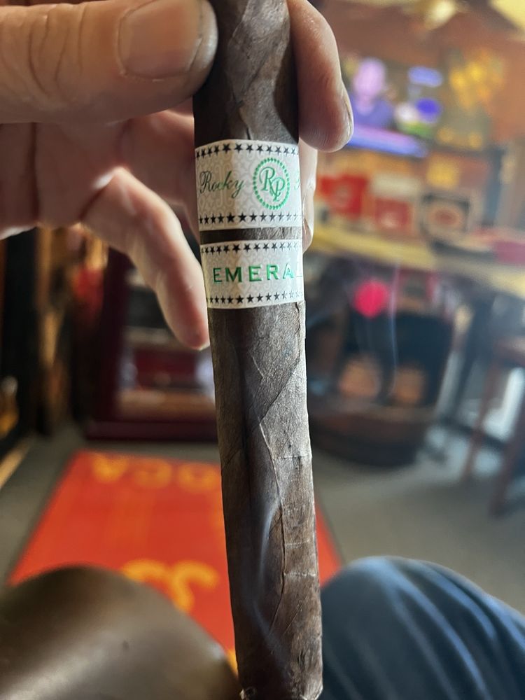 Oakleigh Beach Cigar