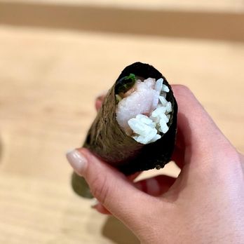 Bondi Sushi - Yellowtail scallion handroll - Sushi Bars Near Me - New York, New York