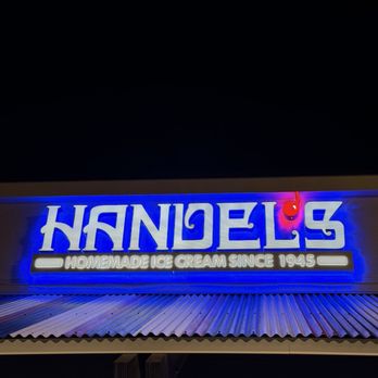 Handel's Ice Cream - The sign when you walk up to order - Ice Cream & Frozen Yogurt Near Me - Oxnard, California