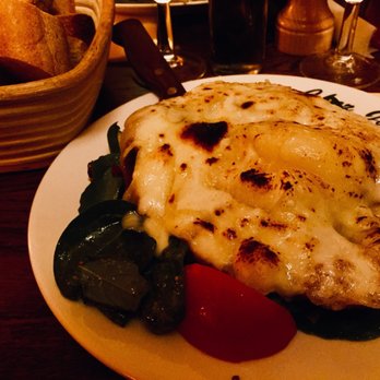 Chez Janou - The cheesiest of cheese tostadas - Bistros Near Me - Paris, 75
