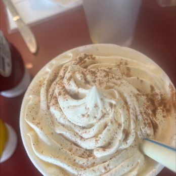 That Place Eatery - Apple pie milkshake - Patisserie/Cake Shop Near Me - Kennerdell, Pennsylvania