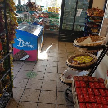 Major's - Chips over here and some behind me - Convenience Stores Near Me - Lansdowne, Pennsylvania