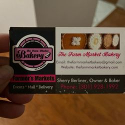 Bethesda Farmers Market - Best bakery at the farmers market with mushroom quiches, Asiago cheese bread, and blueberry scones!