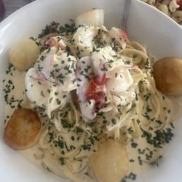 Taste of Maine Fantasia (Pasta with lobster and scallops) Taste of Maine Fantasia (Pasta with lobster and scallops)