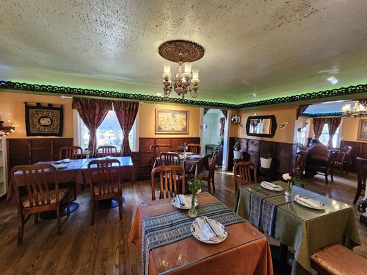 Bungalow on Rose Coastal Thai Restaurant & Bar by null