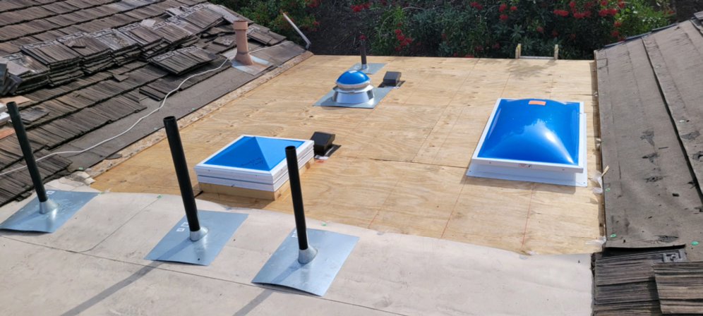 Slide of Virgen Roofing