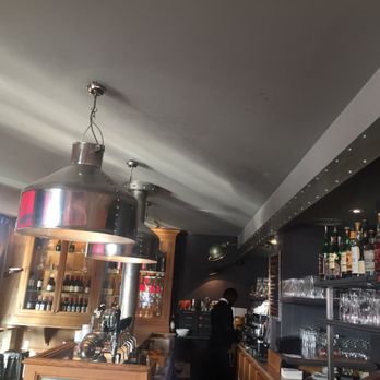 Bistrot Marguerite - Full bar area with high tables and chairs - Brasseries Near Me - Paris, 75