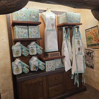 Critter Co-Op - Gift Shops Near Me - Lake Buena Vista, Florida