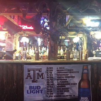 Dixie Chicken - American Near Me - College Station, Texas