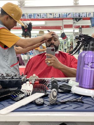 D'Friends Barber Shop by null