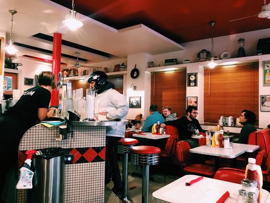 Breakfast in America by null